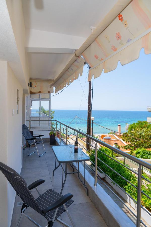 Zoe Seaview Apartment By Rentalspro - Nea Moudania Halkidiki Exterior photo