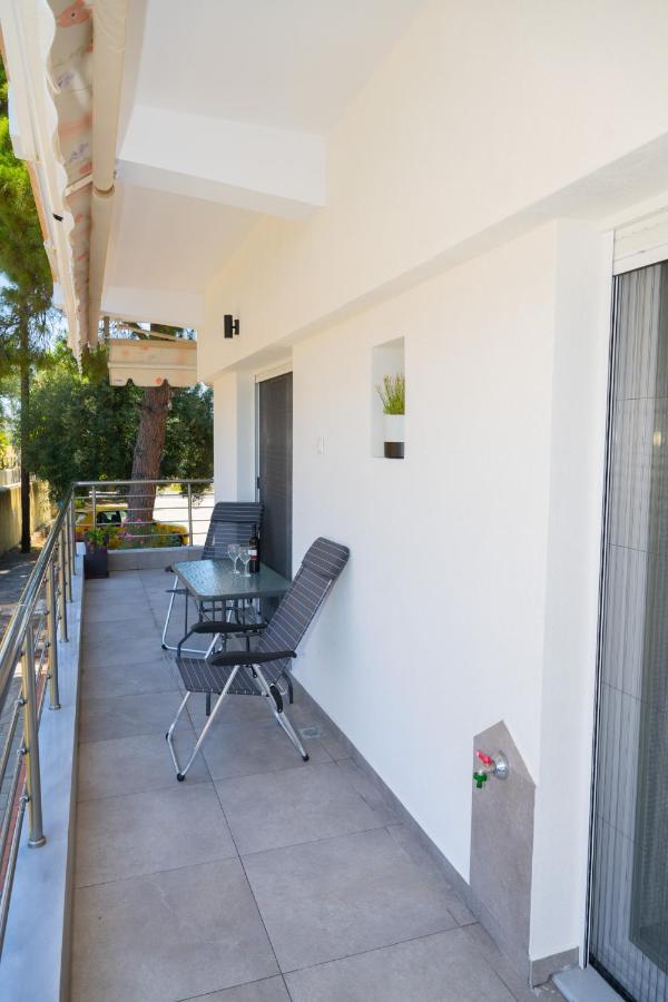 Zoe Seaview Apartment By Rentalspro - Nea Moudania Halkidiki Exterior photo